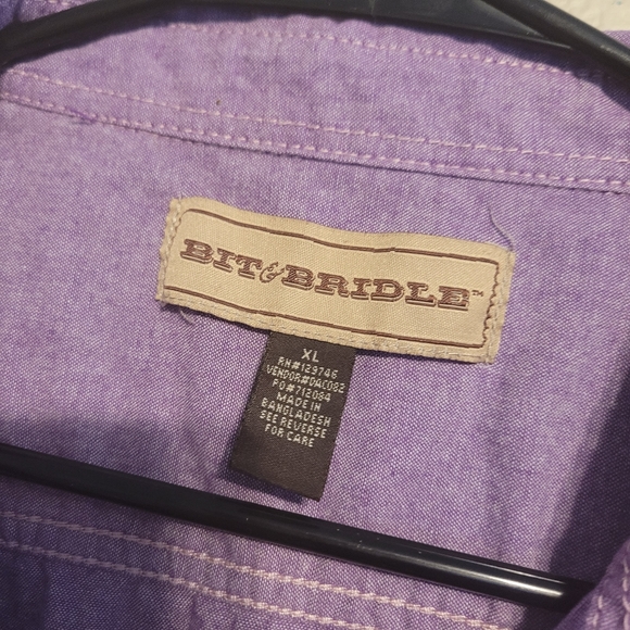 Brit & Brindle Sleeveless Button Down Top (SNAPS) - Picture 10 of 13